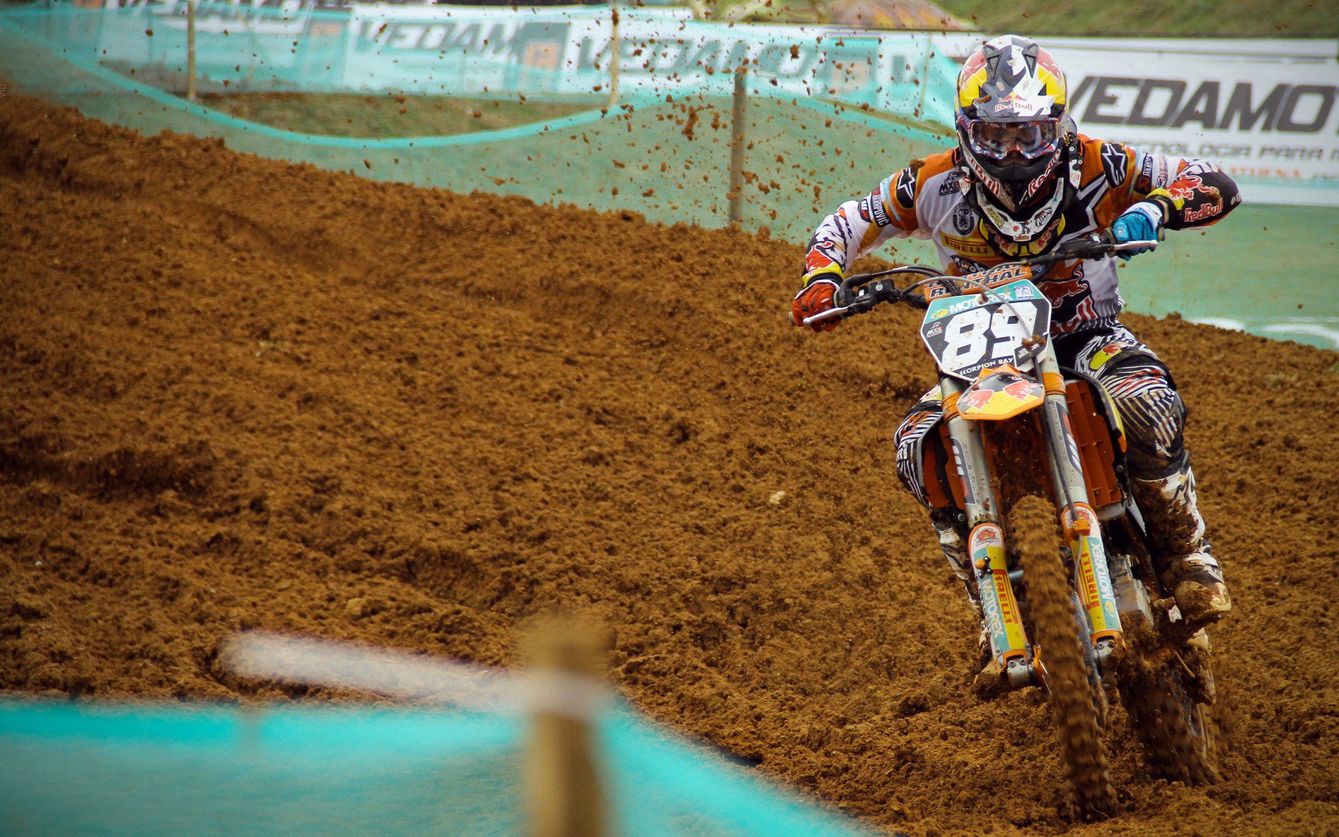 《PUBGMobile》“星际征途”全面开启,线上线下同步引爆热潮